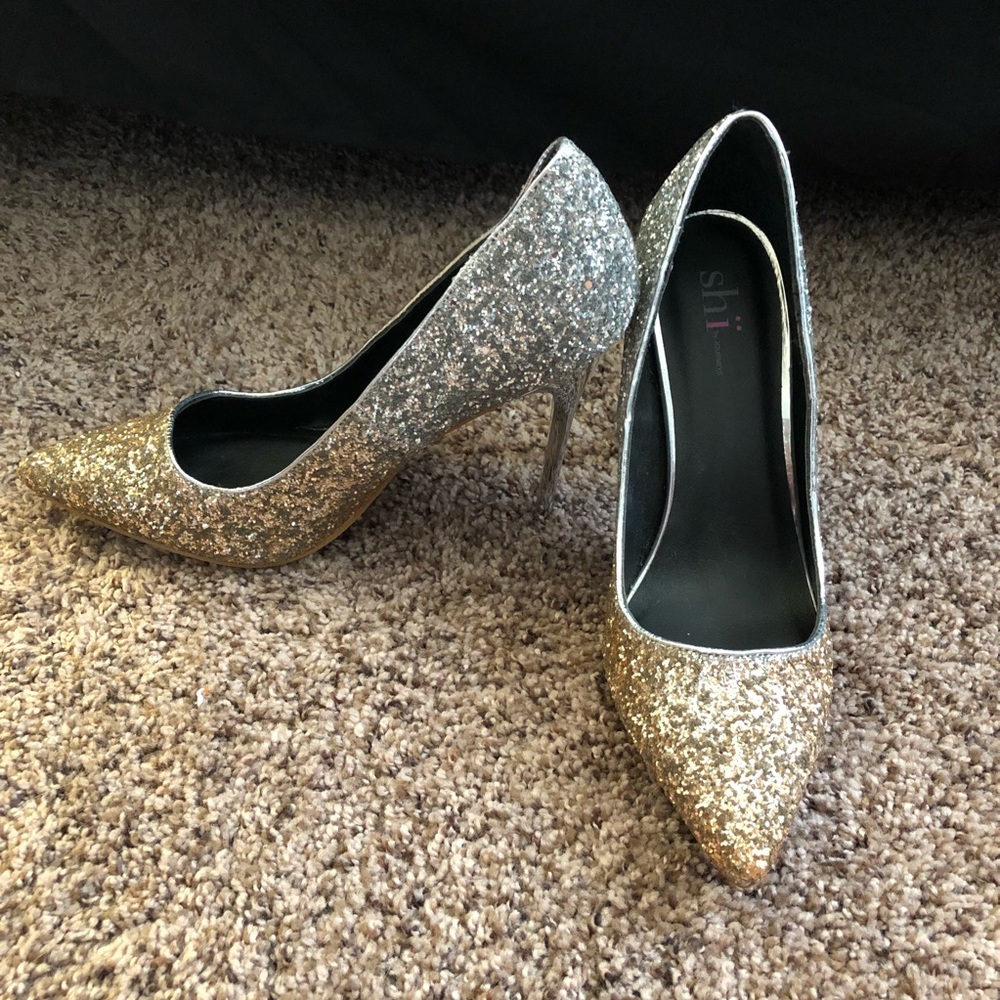 NWOT gold and silver heels